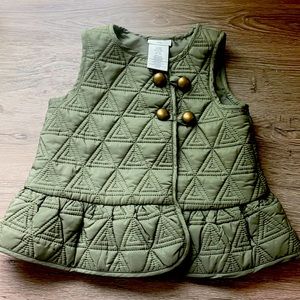 Aspen kids 18 months olive green quilted light weight vest excellent condition